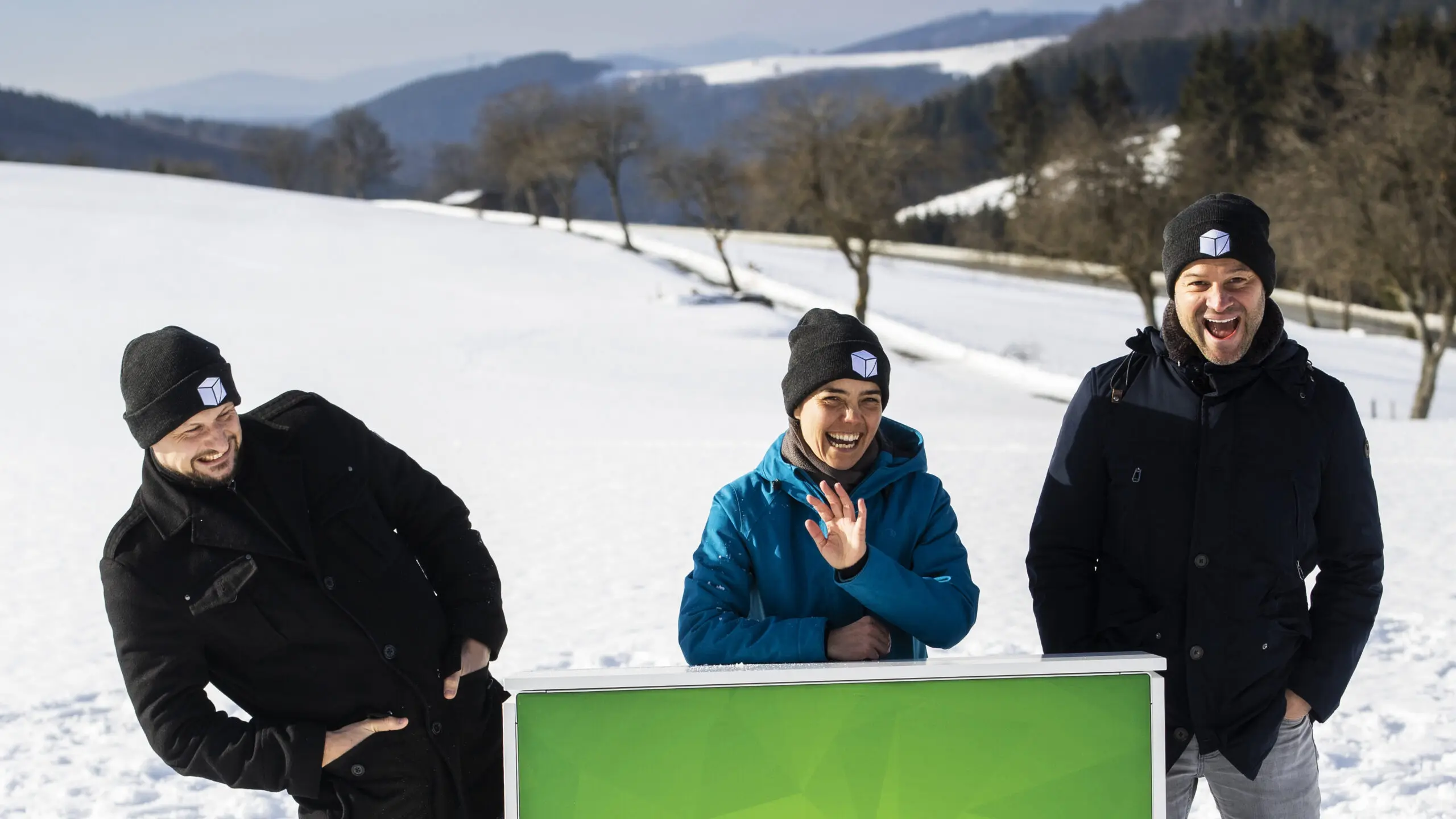 Mitarbeiter der Wikando im Schnee