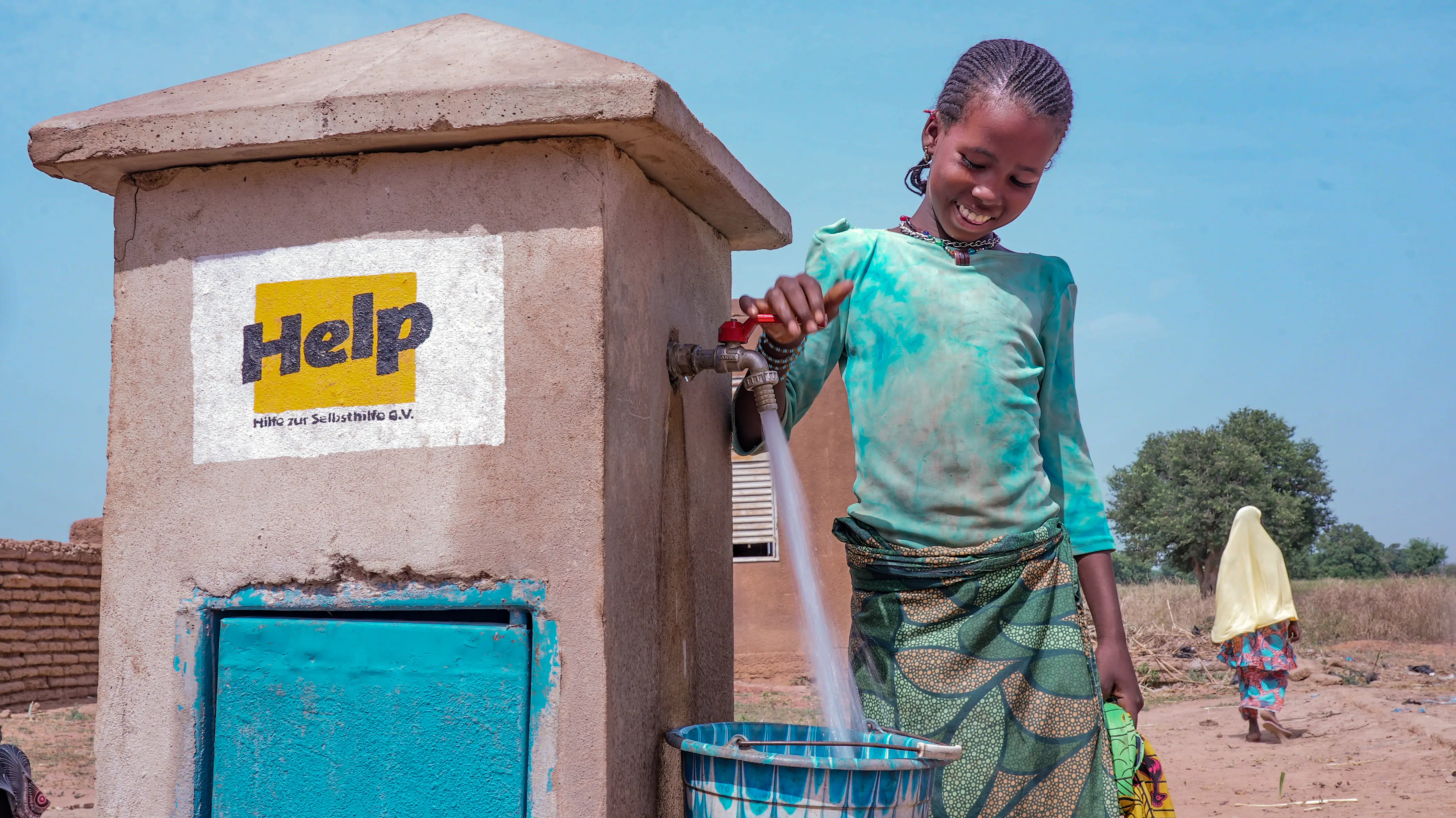 Help Brunnen Mouna Coulibaly